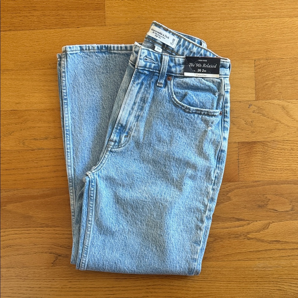 Abercrombie 90s Relaxed Curve Love Jeans